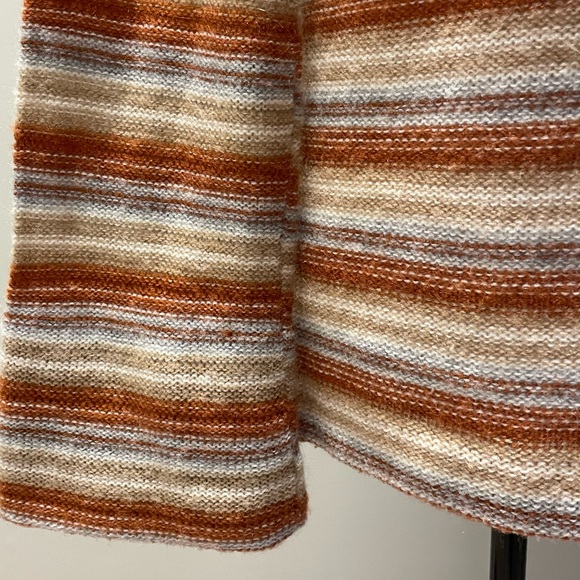 🧡 VINTAGE 70s pullover cowl neck striped sweater with flare sleeves size L - Picture 7 of 16